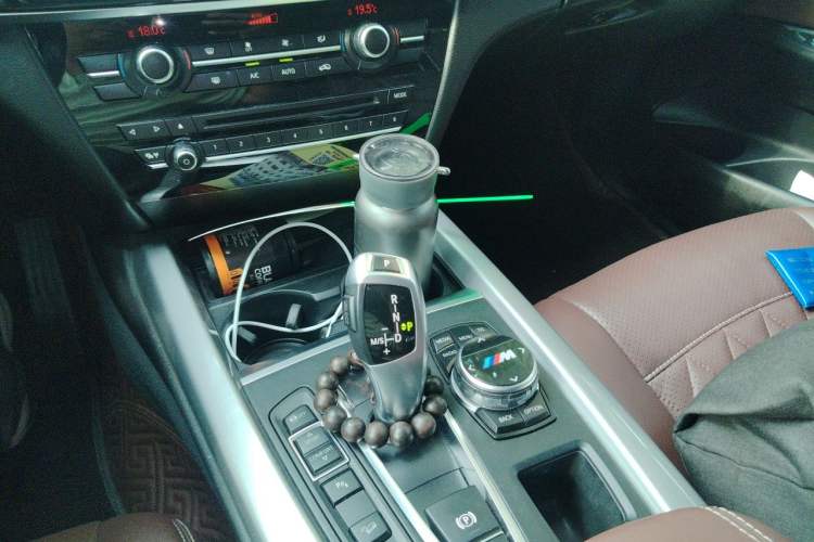 Used BMW X5  Gear Lever