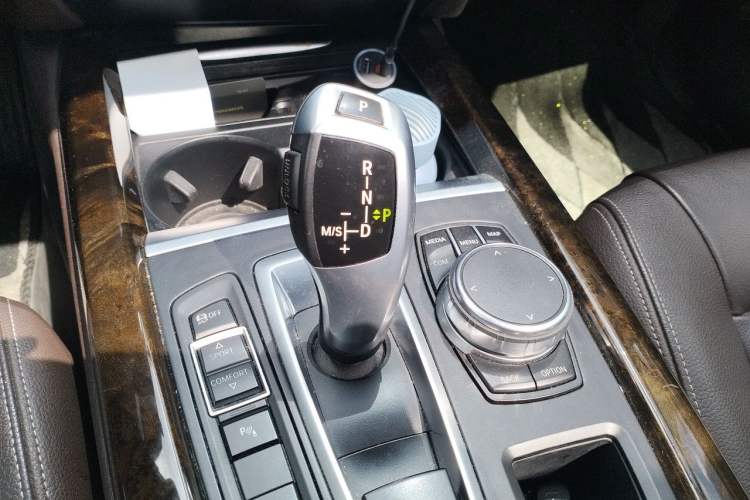 Used BMW X5 2018 xDrive28i Gear Lever