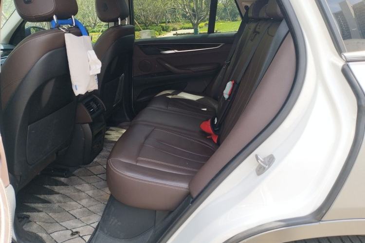 Used BMW X5 2018 xDrive28i Left Rear Seat