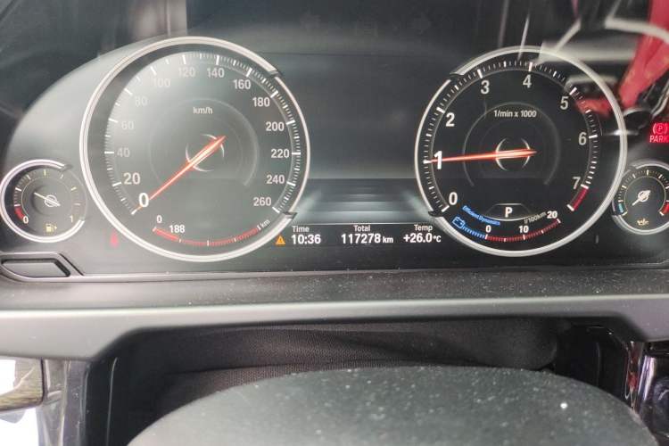 Used BMW X5 2018 xDrive35i M Sport Edition Odometer Close Up