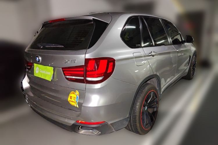 Used BMW X5  Rear Right 45 Deg