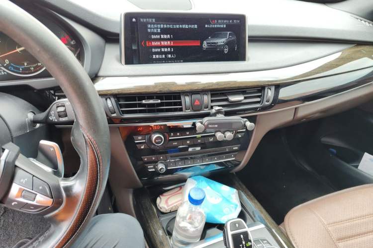 Used BMW X5 2018 xDrive35i M Sport Edition Audio And AC Panel