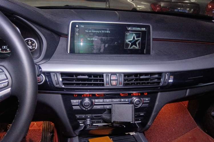 Used BMW X5  Audio And AC Panel
