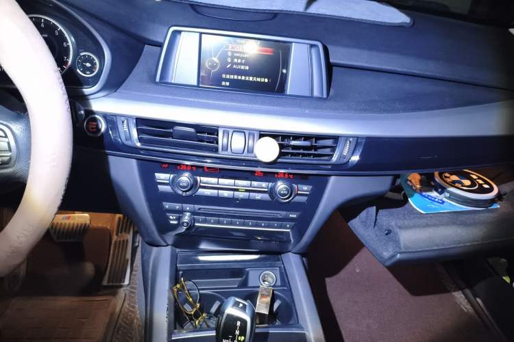 Used BMW X5 2018 xDrive35i Base Model Middle East Audio And AC Panel