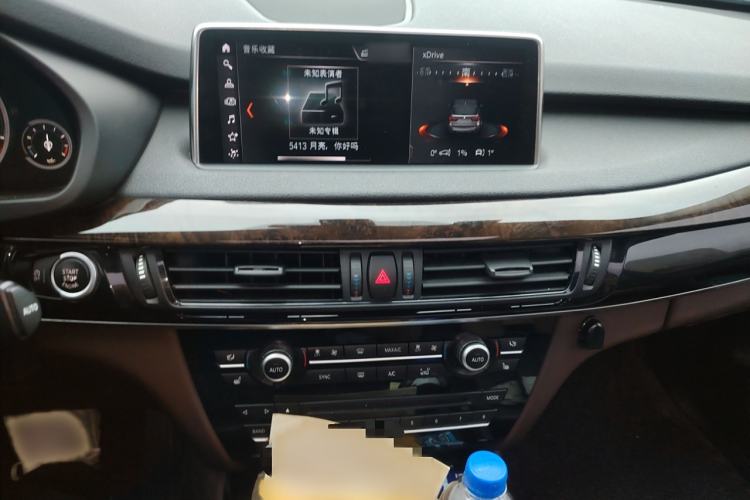 Used BMW X5 2018 xDrive28i Audio And AC Panel