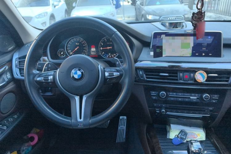 Used BMW X5 2018 xDrive28i Center Console