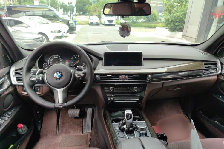Used BMW X5 2018 xDrive35i M Sport Edition Center Console