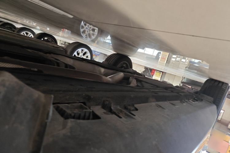 Used BMW X5  Chassis Front Right