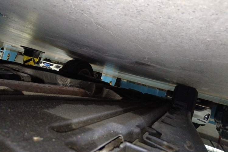 Used BMW X5  Chassis Front Right