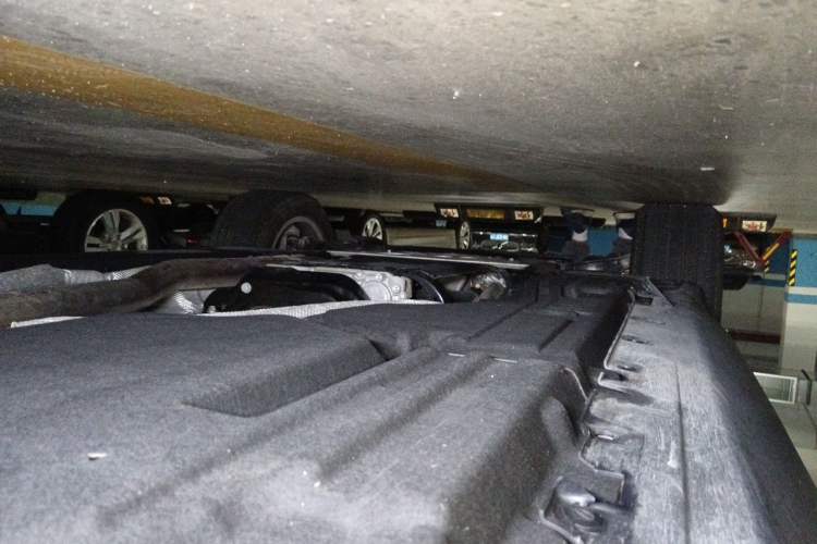 Used BMW X5  Chassis Rear Left