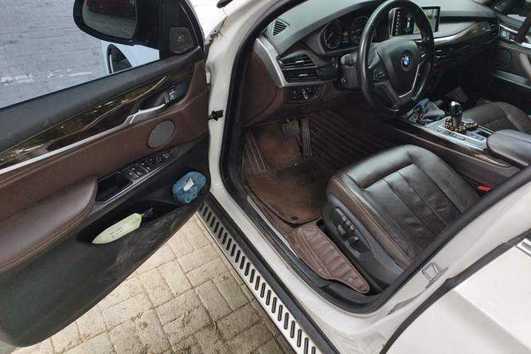 Used BMW X5 2018 xDrive28i Driver Seat