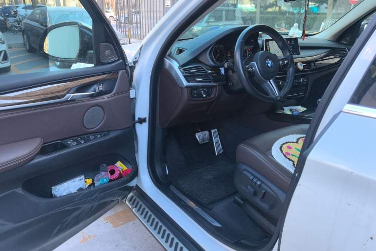 Used BMW X5 2018 xDrive28i Driver Seat