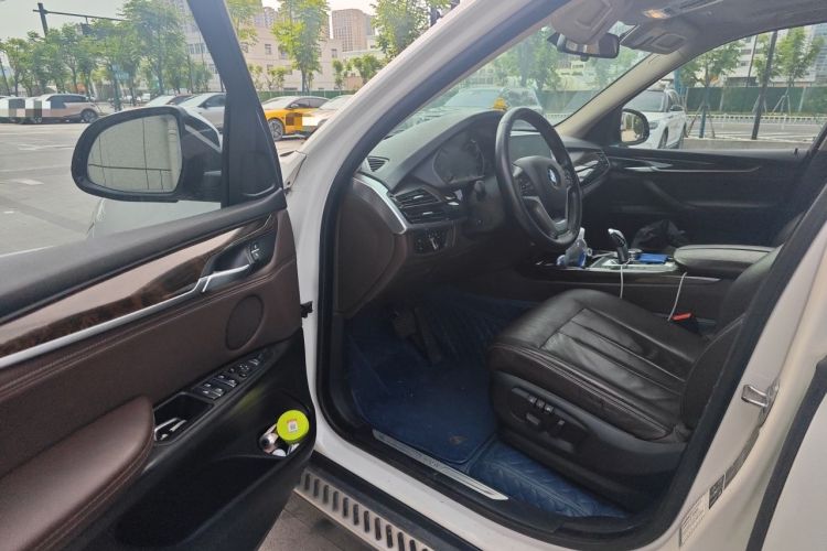 Used BMW X5 2018 xDrive35i Elegant Edition Driver Seat
