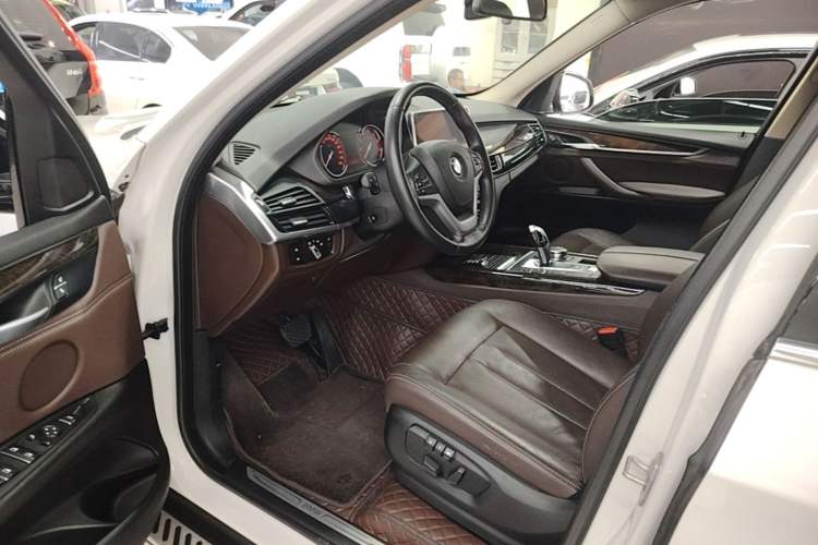 Used BMW X5 2018 xDrive28i Driver Seat
