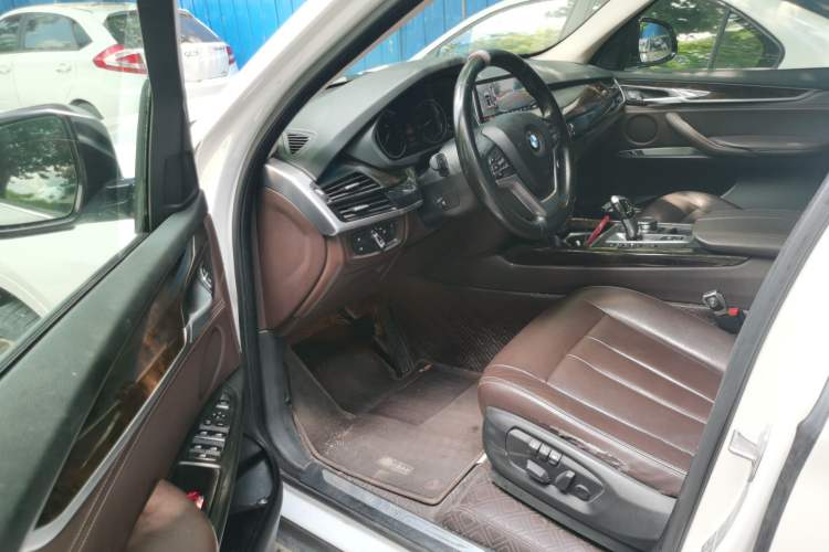 Used BMW X5 2018 xDrive28i Driver Seat