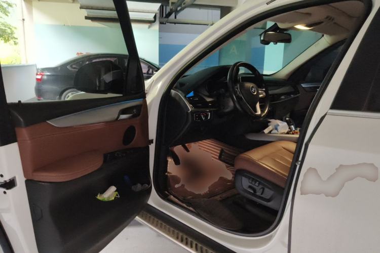 Used BMW X5 2018 xDrive35i Standard Model Small Screen Fabric Middle East Driver Seat