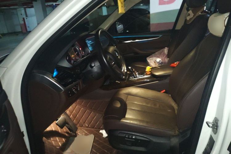 Used BMW X5 2018 xDrive28i Driver Seat