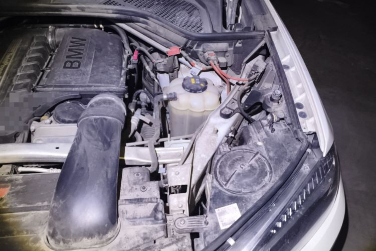 Used BMW X5 2018 xDrive35i Base Model Middle East Engine Bay Left