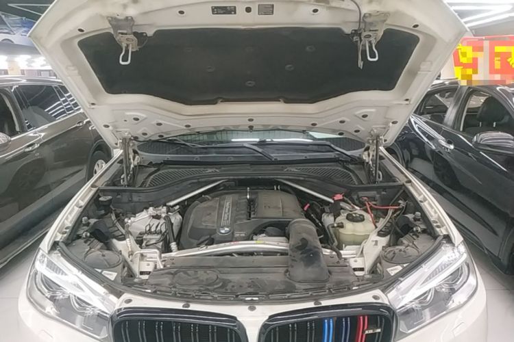 Used BMW X5 2018 xDrive35i Base Model Middle East Engine Bay