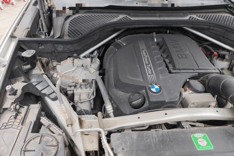 Used BMW X5 2018 xDrive35i M Sport Edition Engine Bay Right