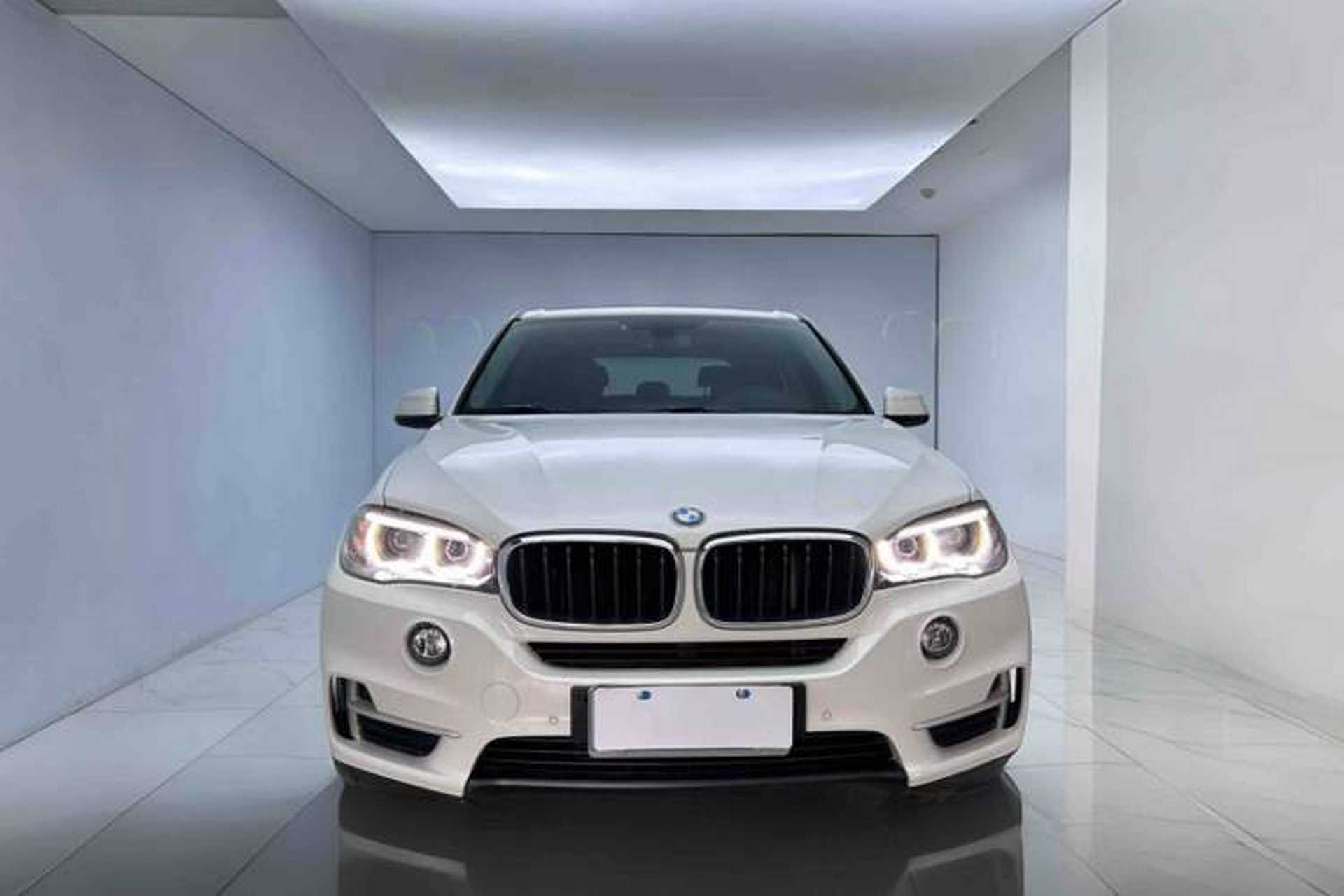 Used BMW X5 2018 xDrive35i Base Model Middle East Exterior 1