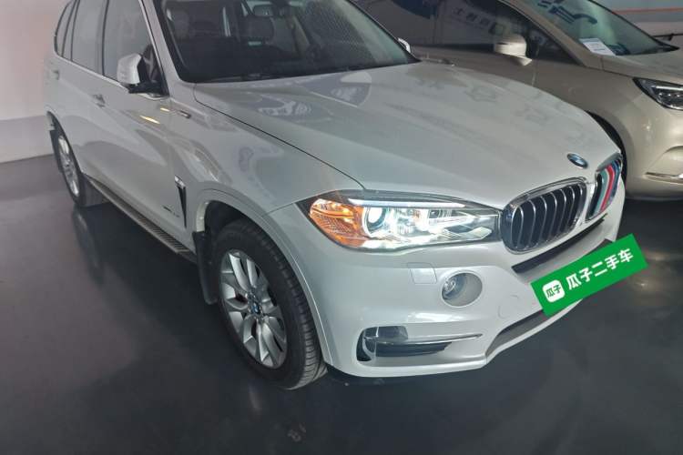Used BMW X5 2018 xDrive28i Exterior 1