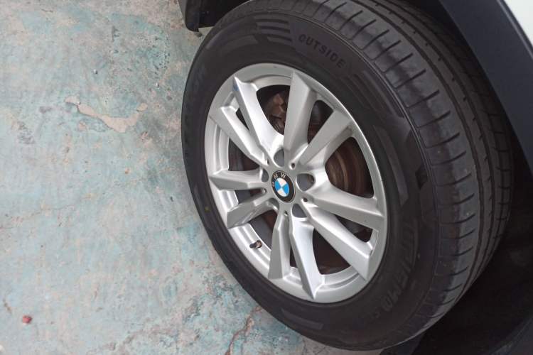 Used BMW X5 2018 xDrive35i Base Model Middle East Exterior 2