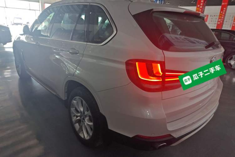 Used BMW X5 2018 xDrive28i Exterior 2