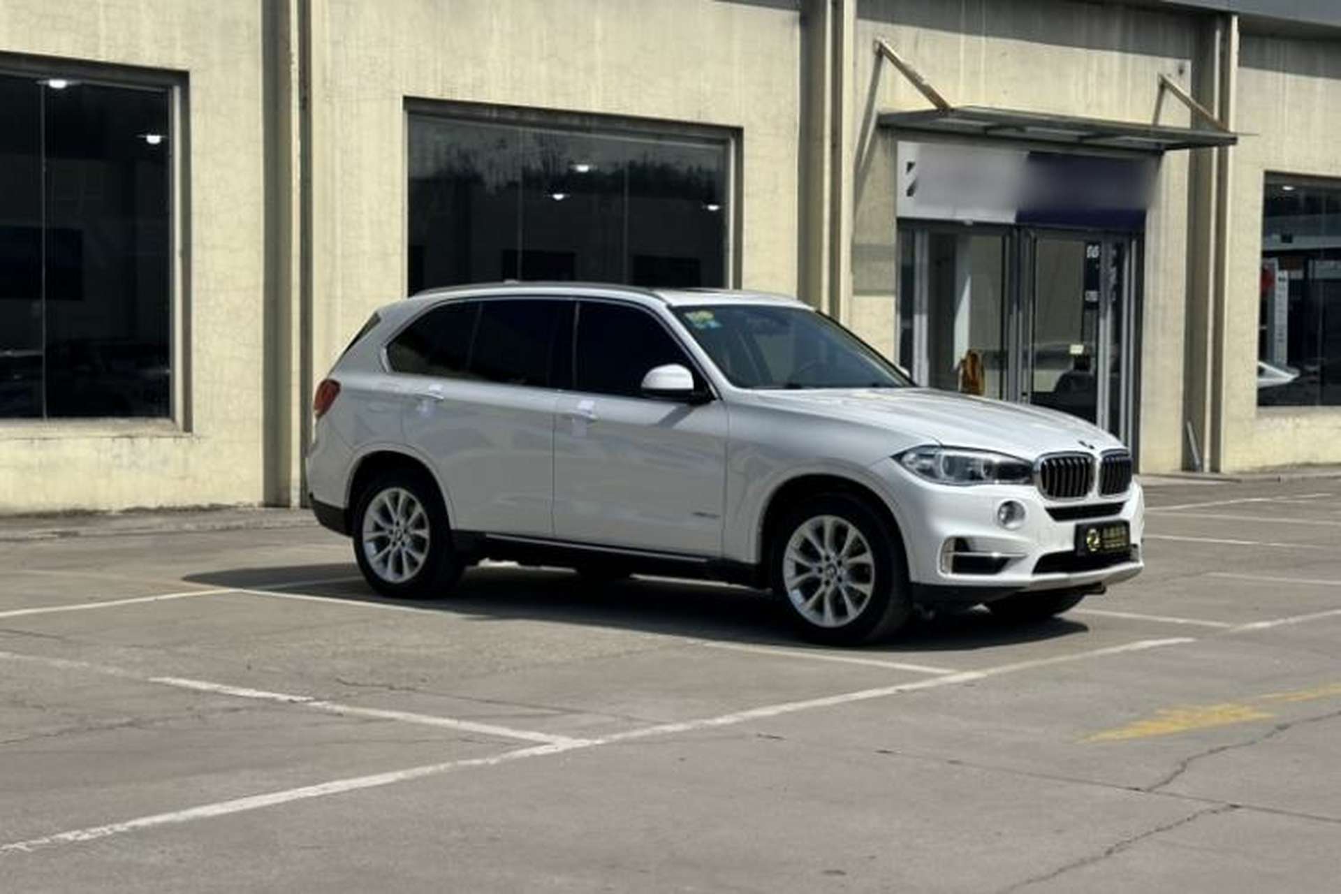 Used BMW X5 2018 xDrive28i Exterior 2