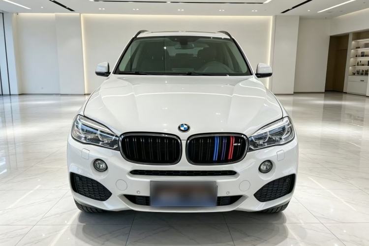 Used BMW X5 2018 xDrive35i Base Model Middle East Exterior 4