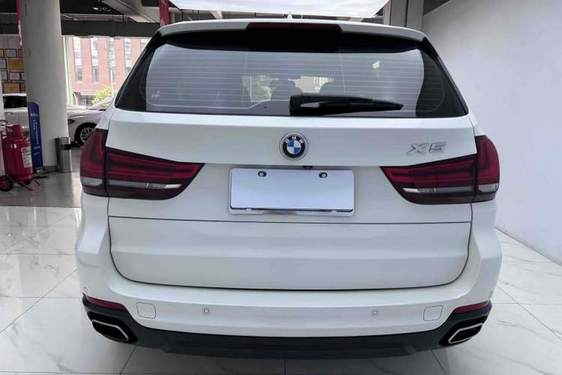 Used BMW X5 2018 xDrive35i Base Model Middle East Exterior 5