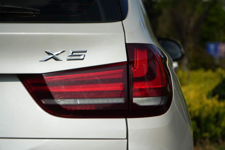 Used BMW X5 2018 xDrive28i Exterior 5