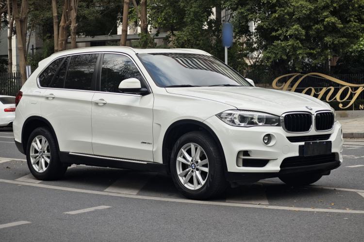 Used BMW X5 2018 xDrive35i Base Model Middle East Exterior 5