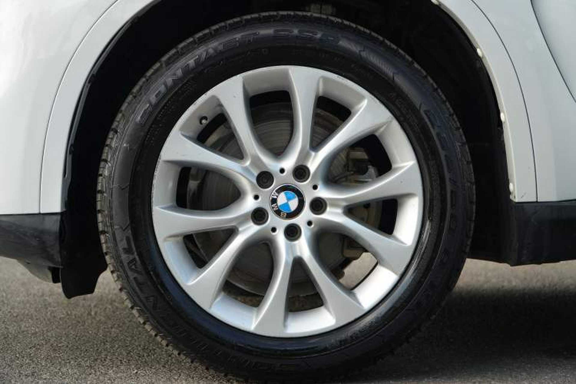 Used BMW X5 2018 xDrive28i Exterior 6