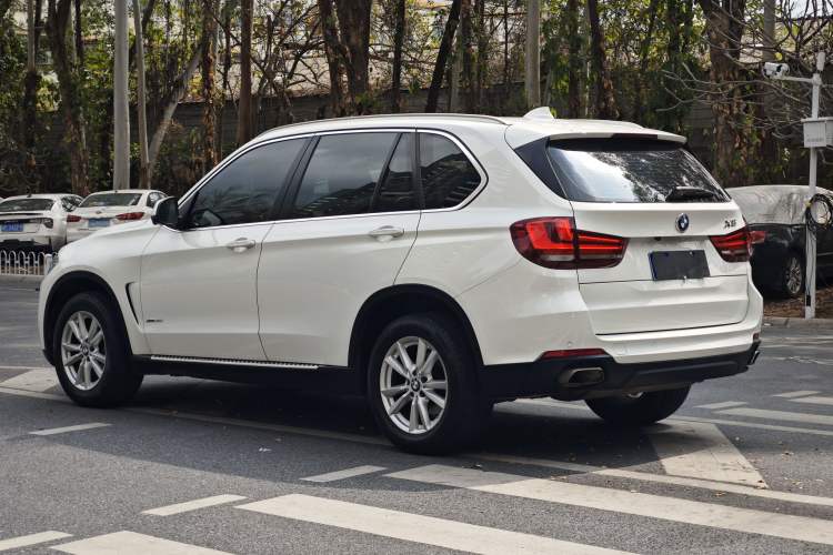 Used BMW X5 2018 xDrive35i Base Model Middle East Exterior 6