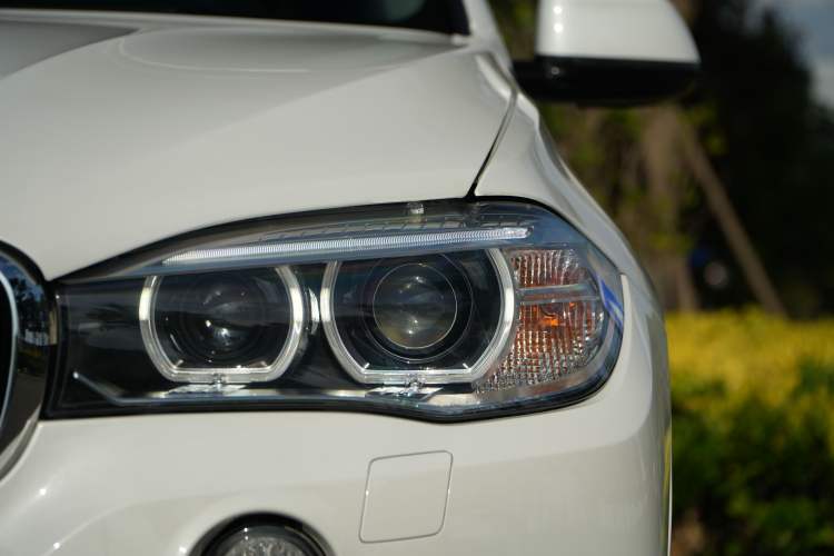 Used BMW X5 2018 xDrive28i Exterior 7
