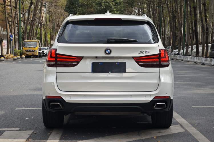 Used BMW X5 2018 xDrive35i Base Model Middle East Exterior 7
