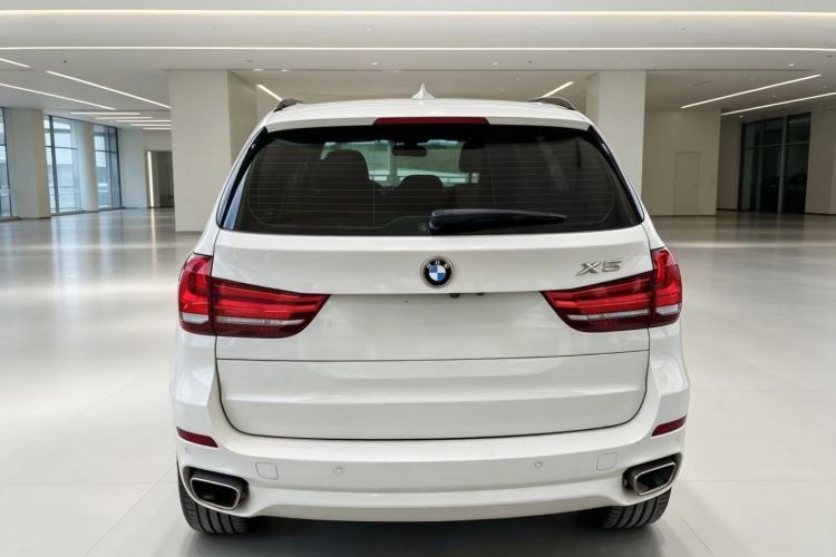 Used BMW X5 2018 xDrive35i Base Model Middle East Exterior 8