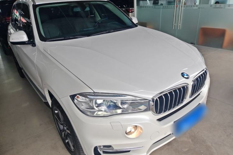 Used BMW X5 2018 xDrive35i Elegant Edition Front Right 45 Deg