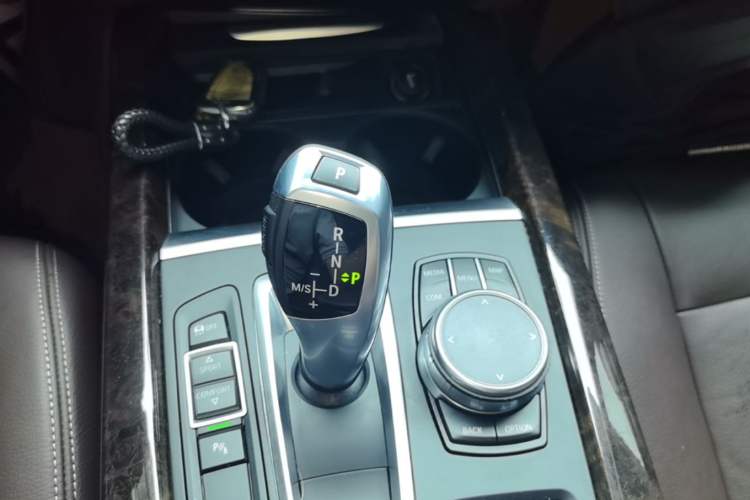 Used BMW X5 2018 xDrive28i Gear Lever