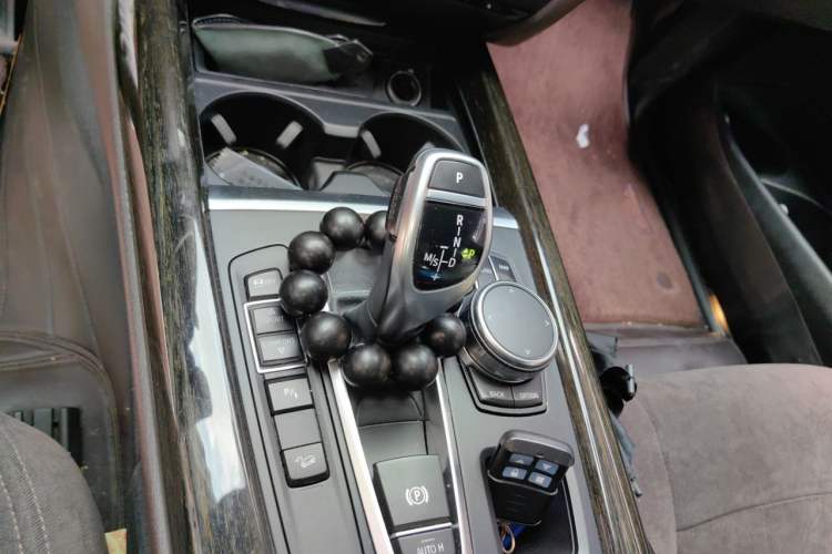 Used BMW X5 2018 xDrive35i M Sport Edition Gear Lever