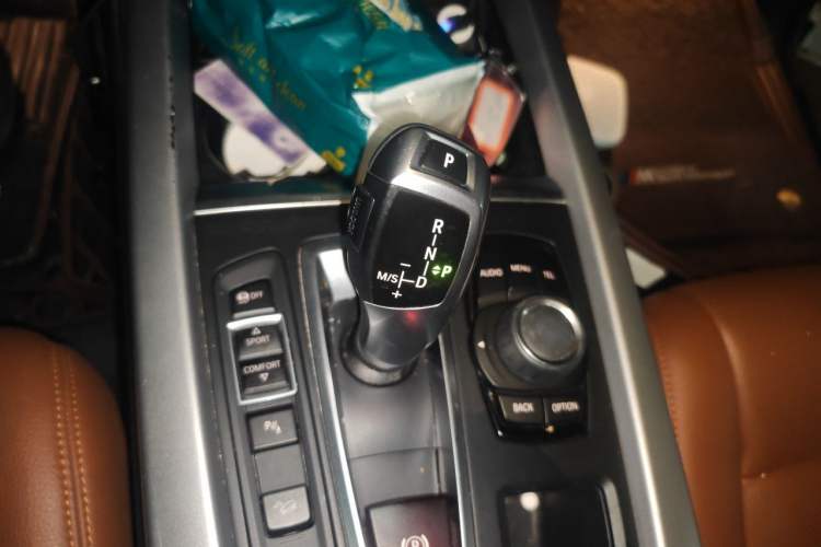 Used BMW X5  Gear Lever