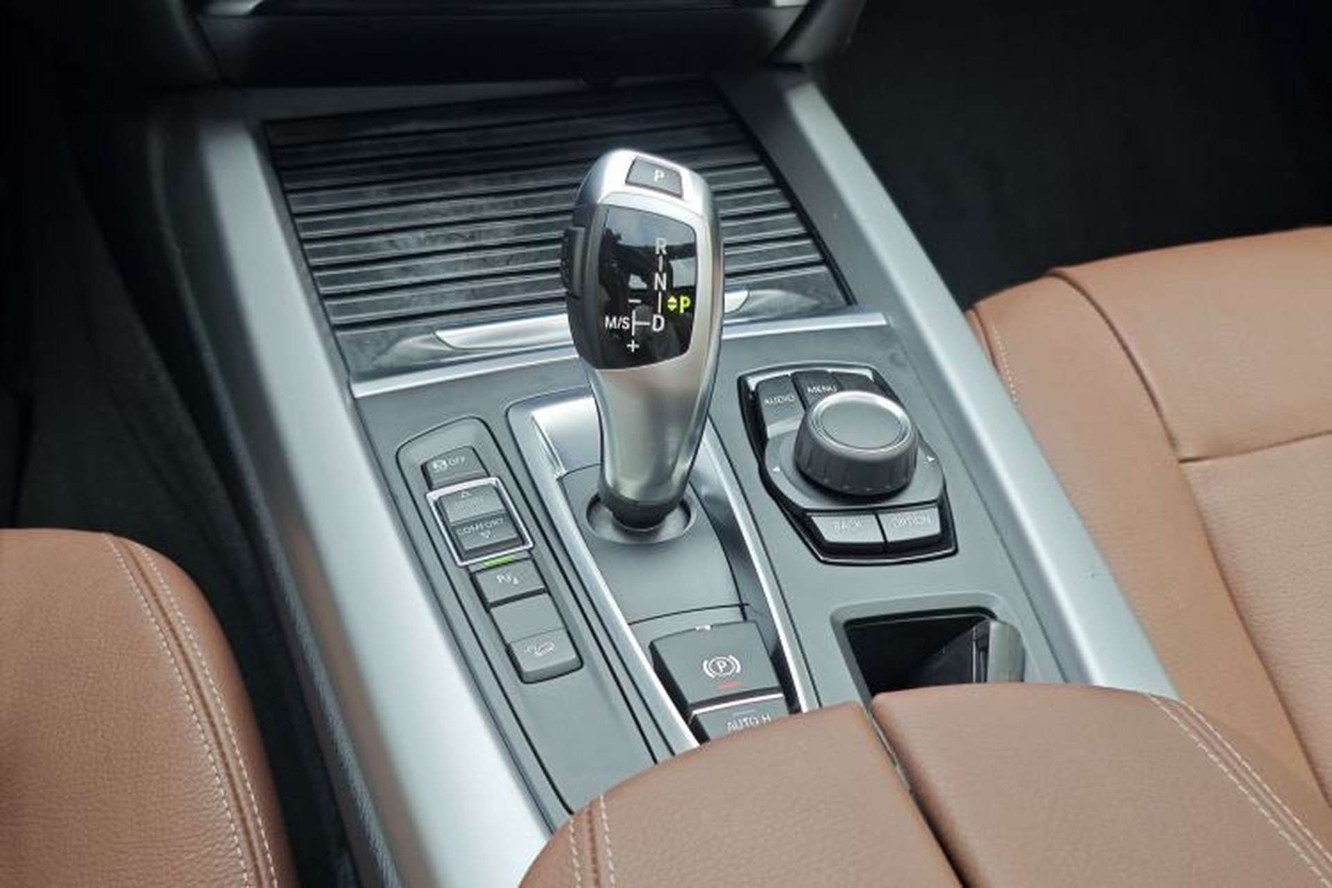 Used BMW X5 2018 xDrive35i Base Model Middle East Gear Lever