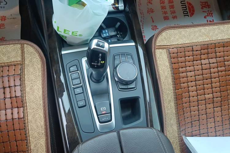 Used BMW X5 2018 xDrive28i Gear Lever