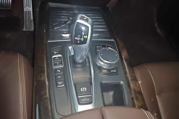 Used BMW X5 2018 xDrive28i Gear Lever