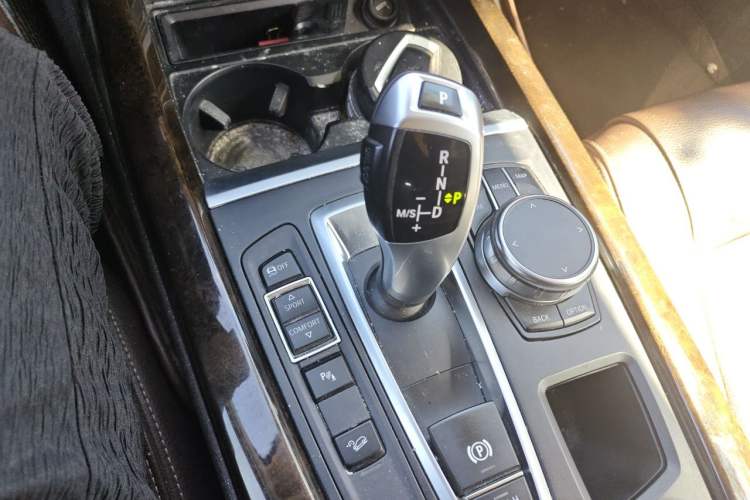 Used BMW X5 2018 xDrive28i Gear Lever