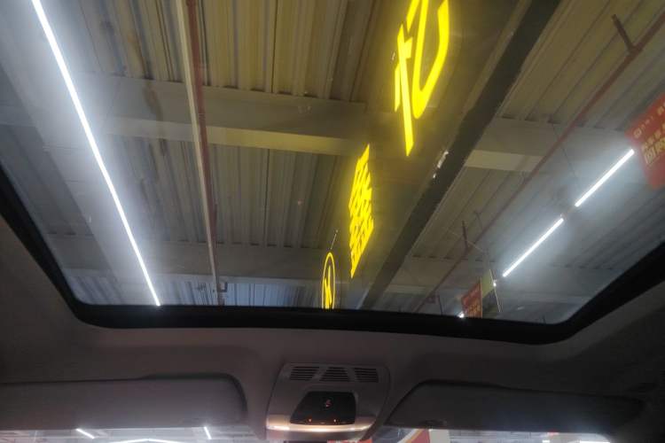 Used BMW X5 2018 xDrive35i Standard Model Small Screen Fabric Middle East Headliner