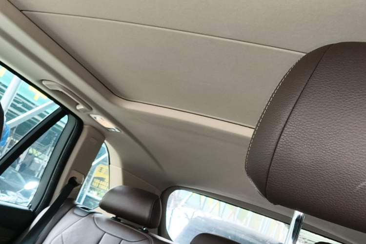 Used BMW X5 2018 xDrive28i Headliner