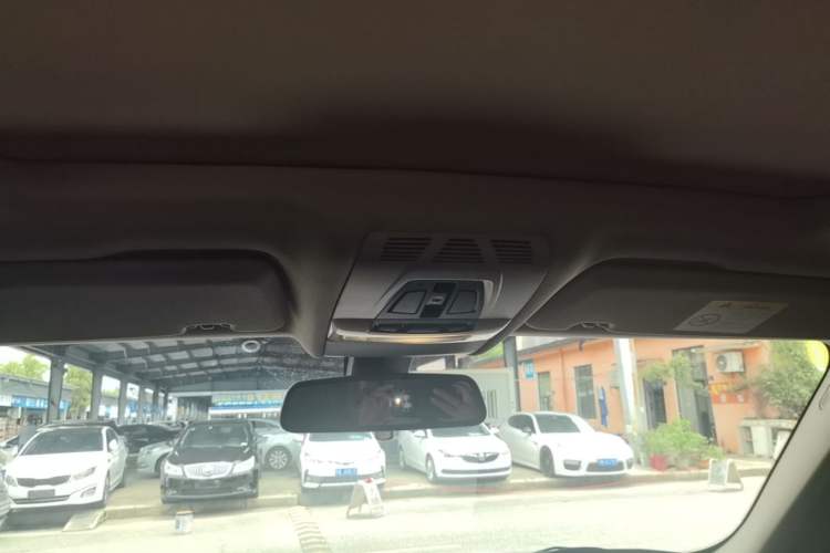 Used BMW X5 2018 xDrive28i Headliner