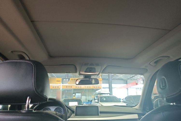 Used BMW X5  Headliner